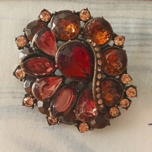 Vintage Brooch - Picture 1 of 4